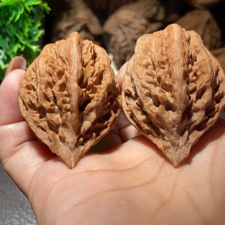 把件文玩核桃东北楸子小雪211