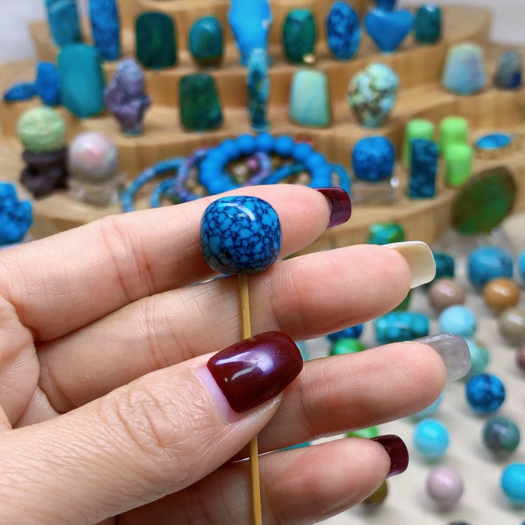 绿松石未镶嵌三彩随行