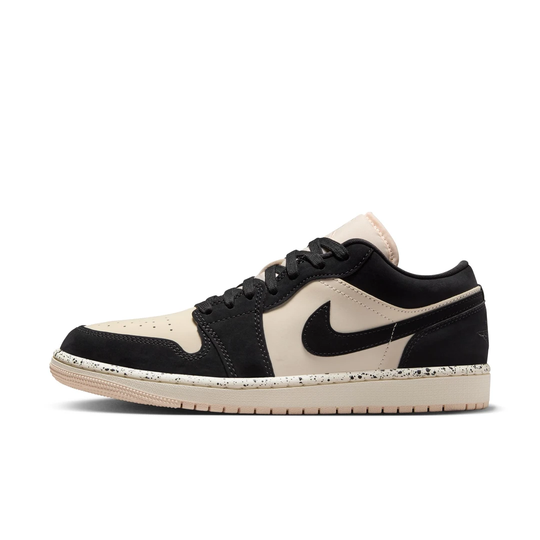 NIKE/耐克AJ1 Low 女子复古运动鞋刺绣板鞋DC0774003