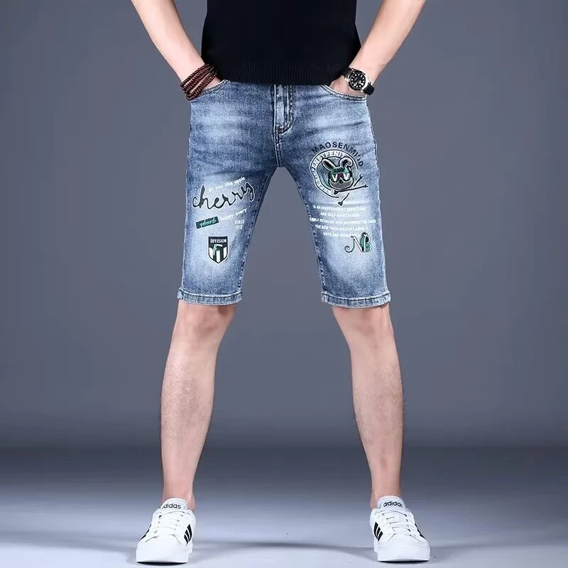 2025夏季男士小兔刺绣牛仔短裤印花烫钻时尚修身薄款休闲五分裤潮