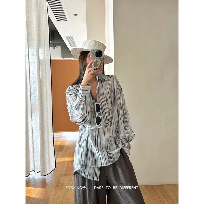 设计感长袖衬衫女条纹复古港风显瘦小众通勤上衣
