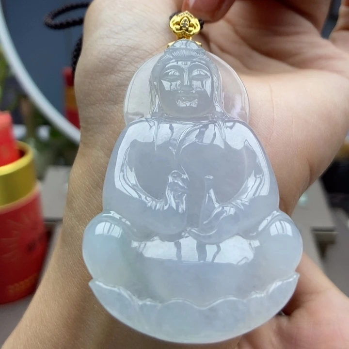 翡翠18K金镶嵌颈饰吊坠61