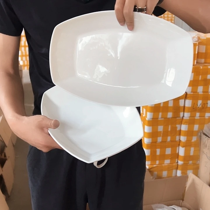 微瑕不退不换不补发 水晶鱼盘2只