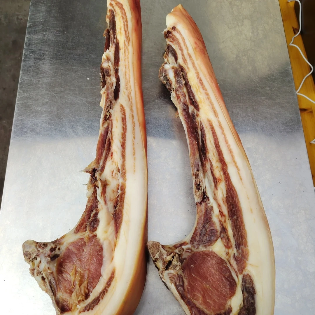 大别山黑毛猪咸肉带骨肋条