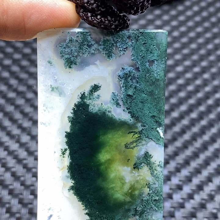 玛瑙/玉髓颈饰未镶嵌和**财