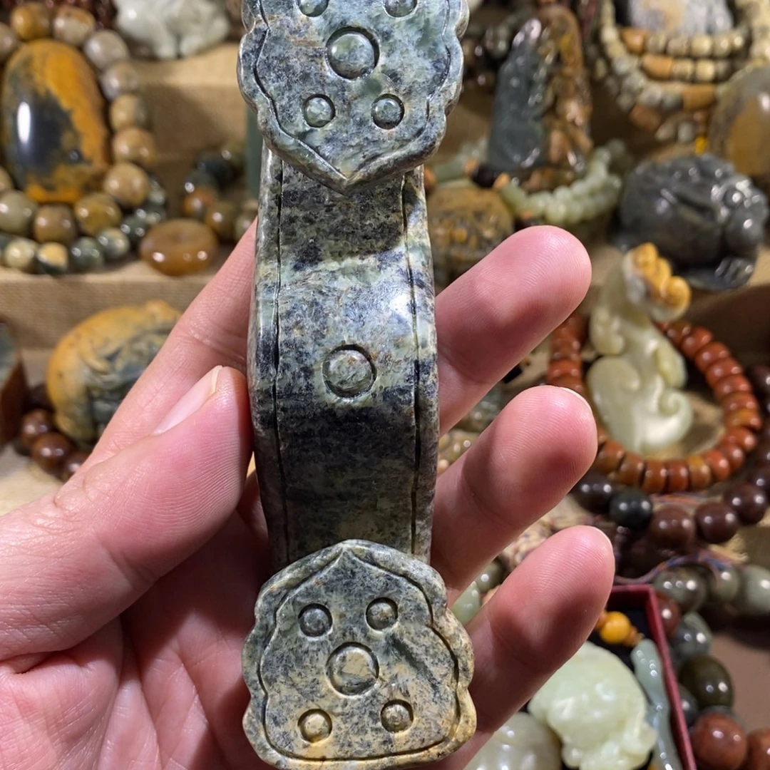 岫岩河磨玉（透闪石质玉）未镶嵌挂件