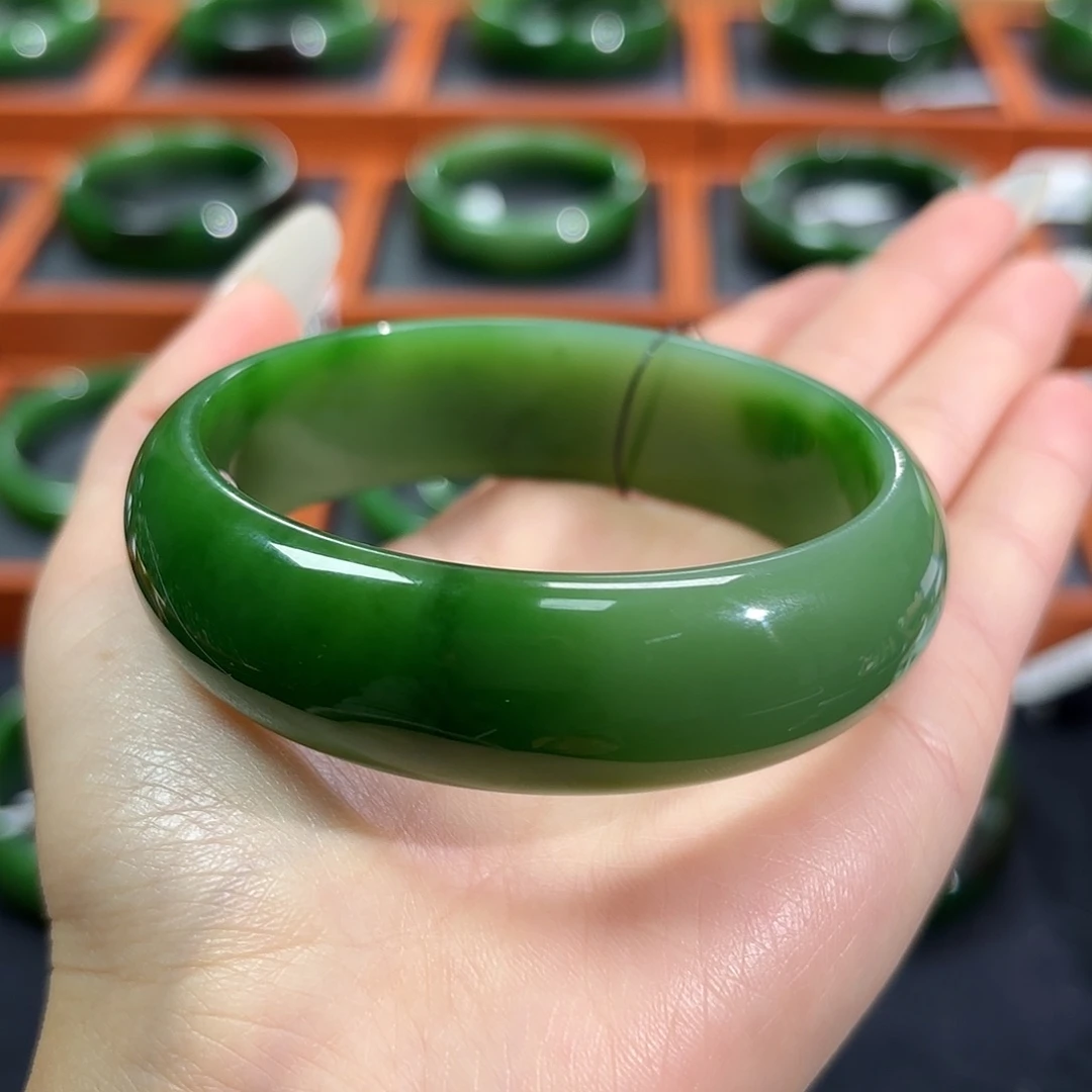 和田玉（碧玉）未镶嵌手镯60-61/白加绿