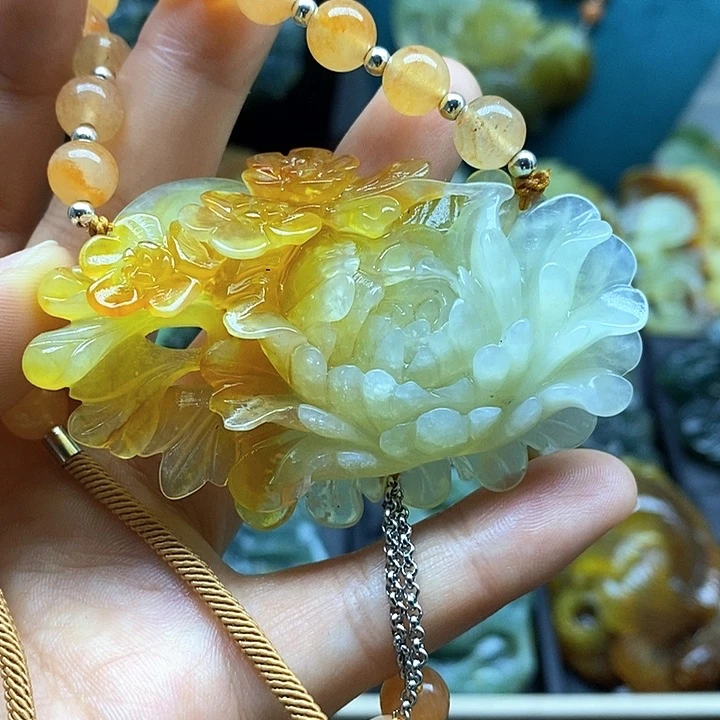 蛇纹石玉未镶嵌挂件