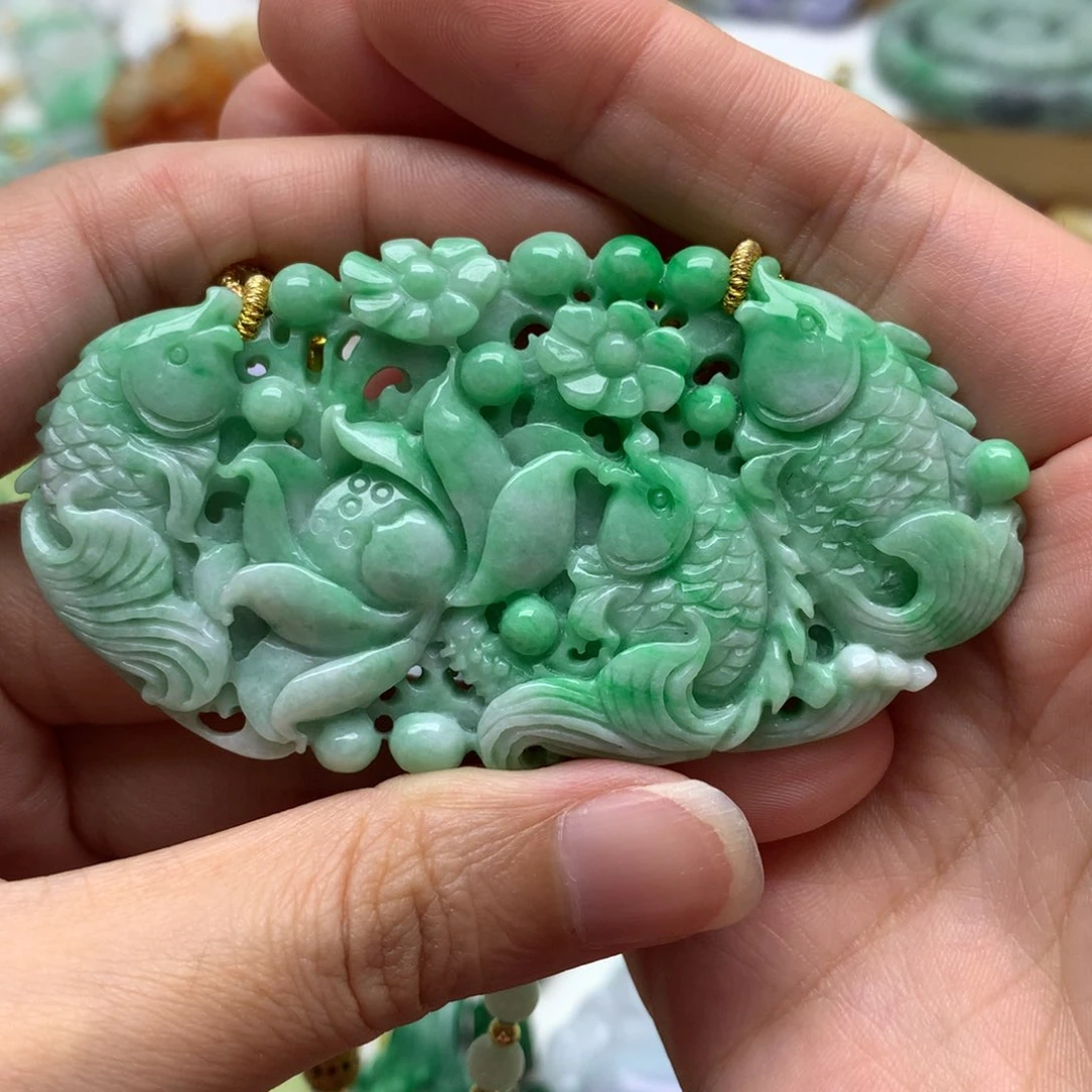 翡翠未镶嵌颈饰翡翠