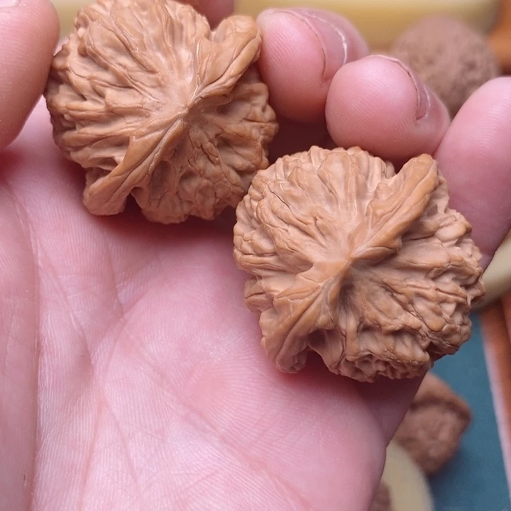 文玩核桃把件38全品蜡皮秦公子