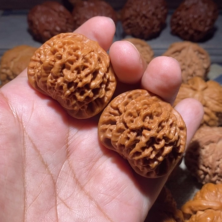 如***形文玩核桃吊坠核桃