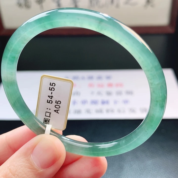 翡翠未镶嵌手镯翡翠手镯19