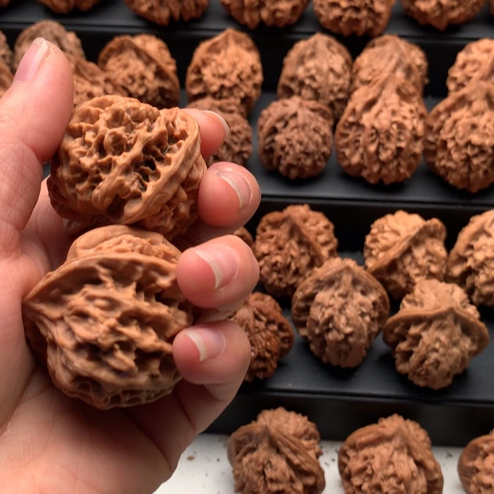 吊坠文玩核桃Q***茶秦岭野生核桃官帽