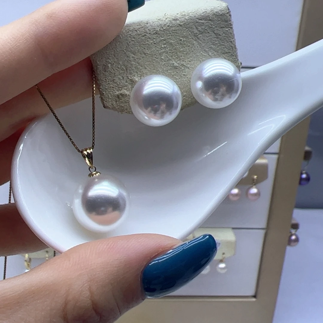 淡水珍珠18K金镶嵌吊坠(赠链)