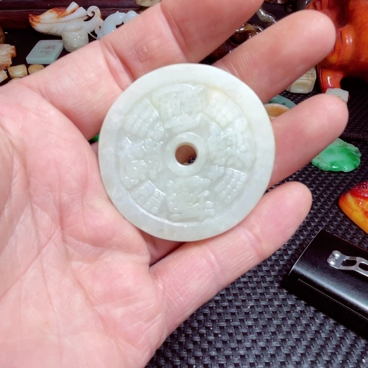 滴血莲花菩提把件