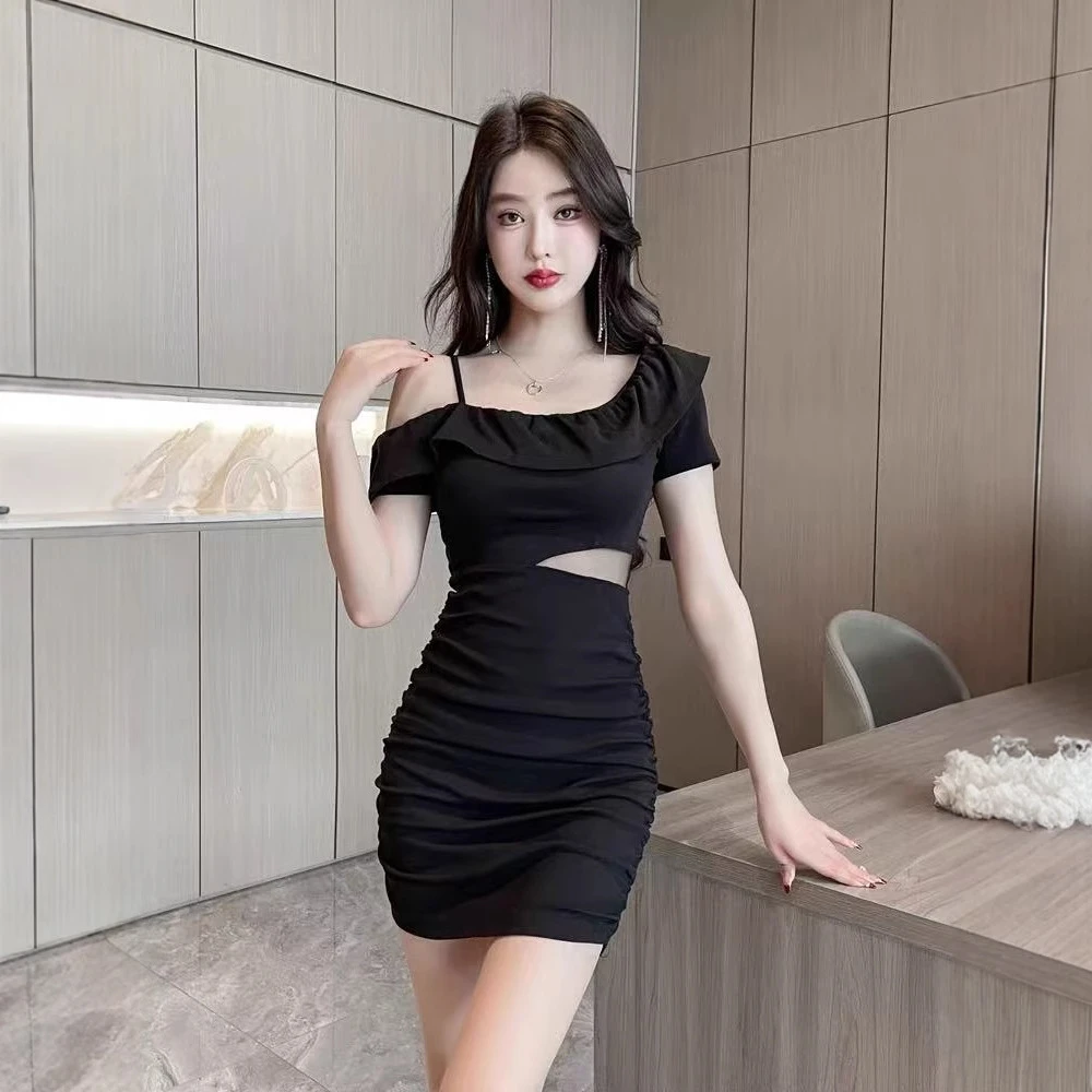 女人味斜肩露腰性感连衣裙风情万种荷叶边心机露肩紧身包臀裙子夏