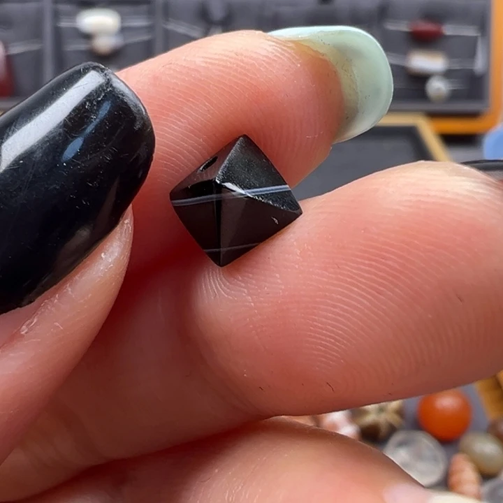 玛瑙/玉髓未镶嵌珠宝半成品006卡7