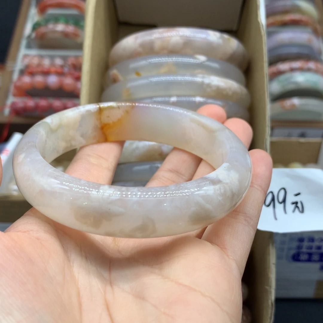 【闪购商品】玛瑙/玉髓手镯未镶嵌w****2