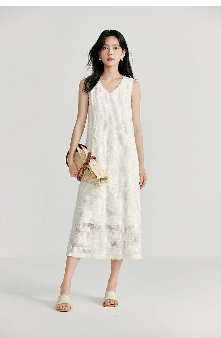 优雅浪漫镂空肌理背心连衣裙无袖显瘦气质G250523