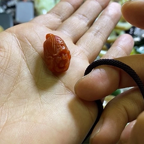 南红玛瑙未镶嵌颈饰