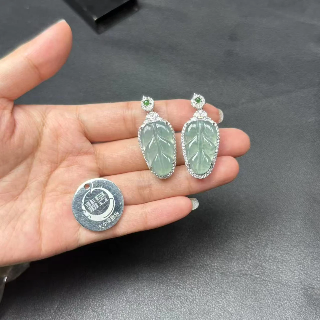 35955T20-4B04-天然A货翡翠吊坠S925银镶-多样性发其一