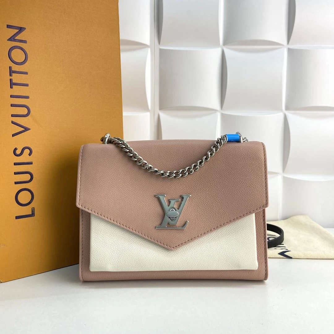 95新 LouisVuitton/路易威登 思斯专属 粉色lockme单肩包THKE049