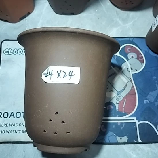 紫砂特大金钟一个