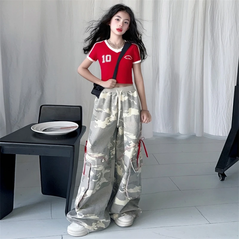 爵士舞女童服装2025夏季短袖街舞潮辣妹潮装服儿童舞蹈走秀表演服