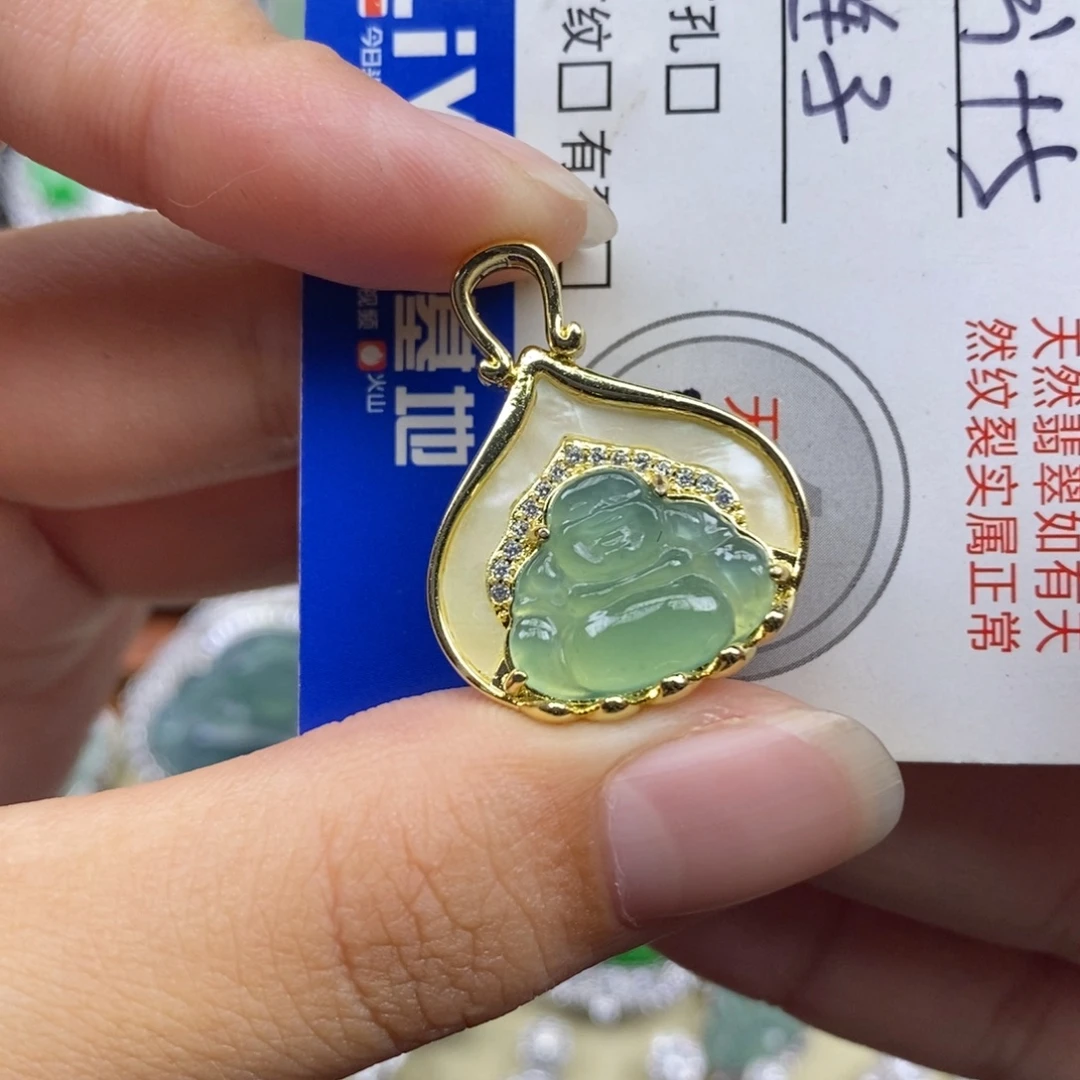 翡翠未镶嵌颈饰天然
