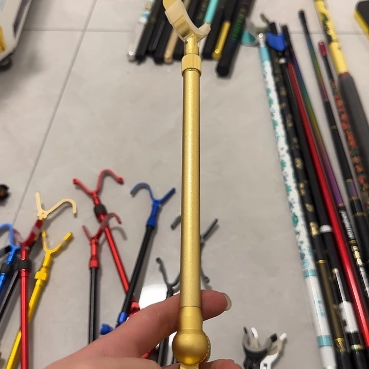 金色后挂一个……….