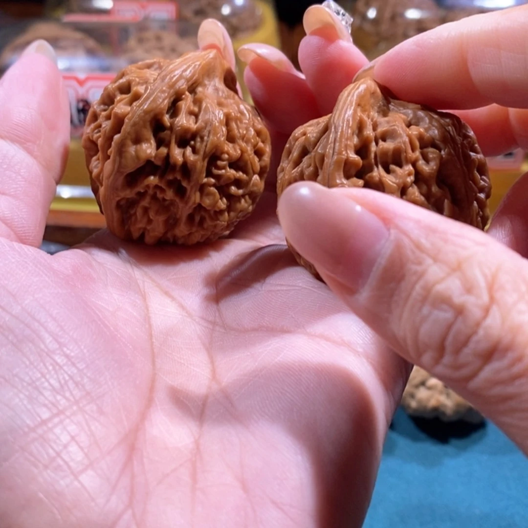 【闪购商品】文玩核桃吊坠张*莲花