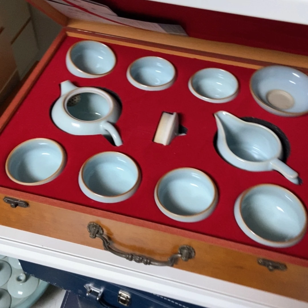 微瑕张君9件带礼盒