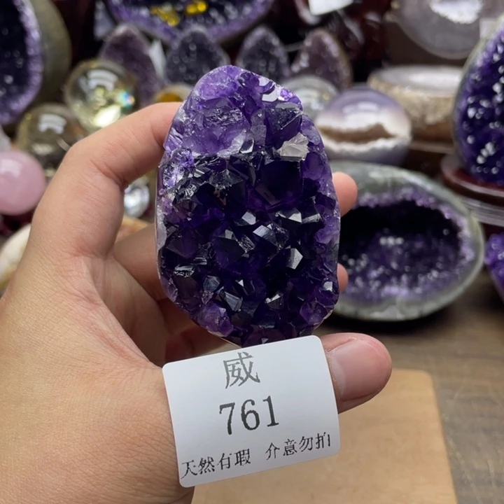 未镶嵌珠宝半成品水晶