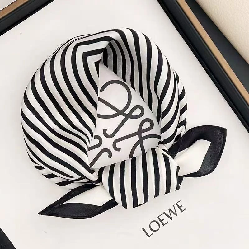 [白底斜纹]N103新款围巾百搭装饰条纹小方巾丝巾时尚简约70*70