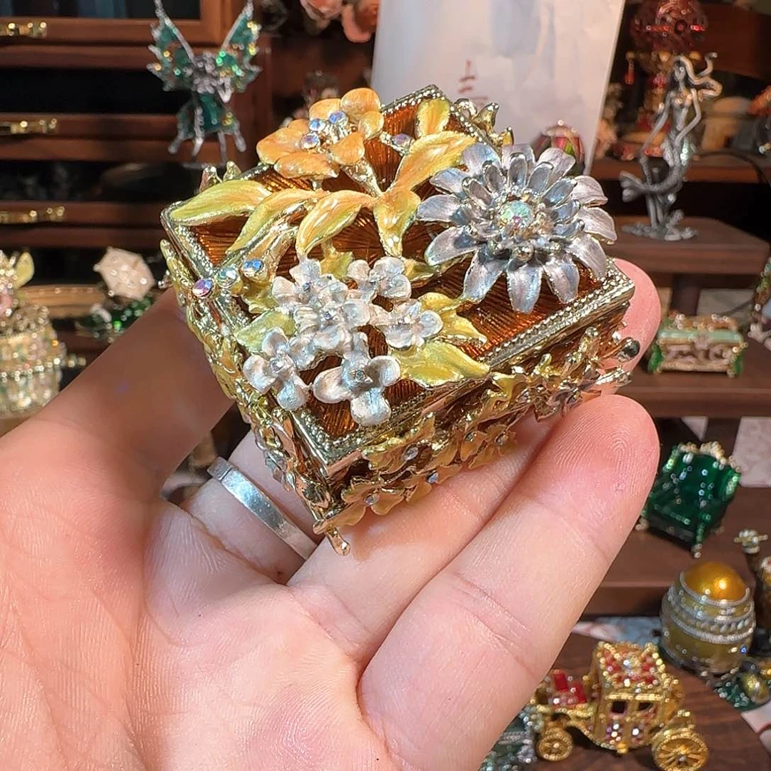 手工制品请勿吹毛求疵