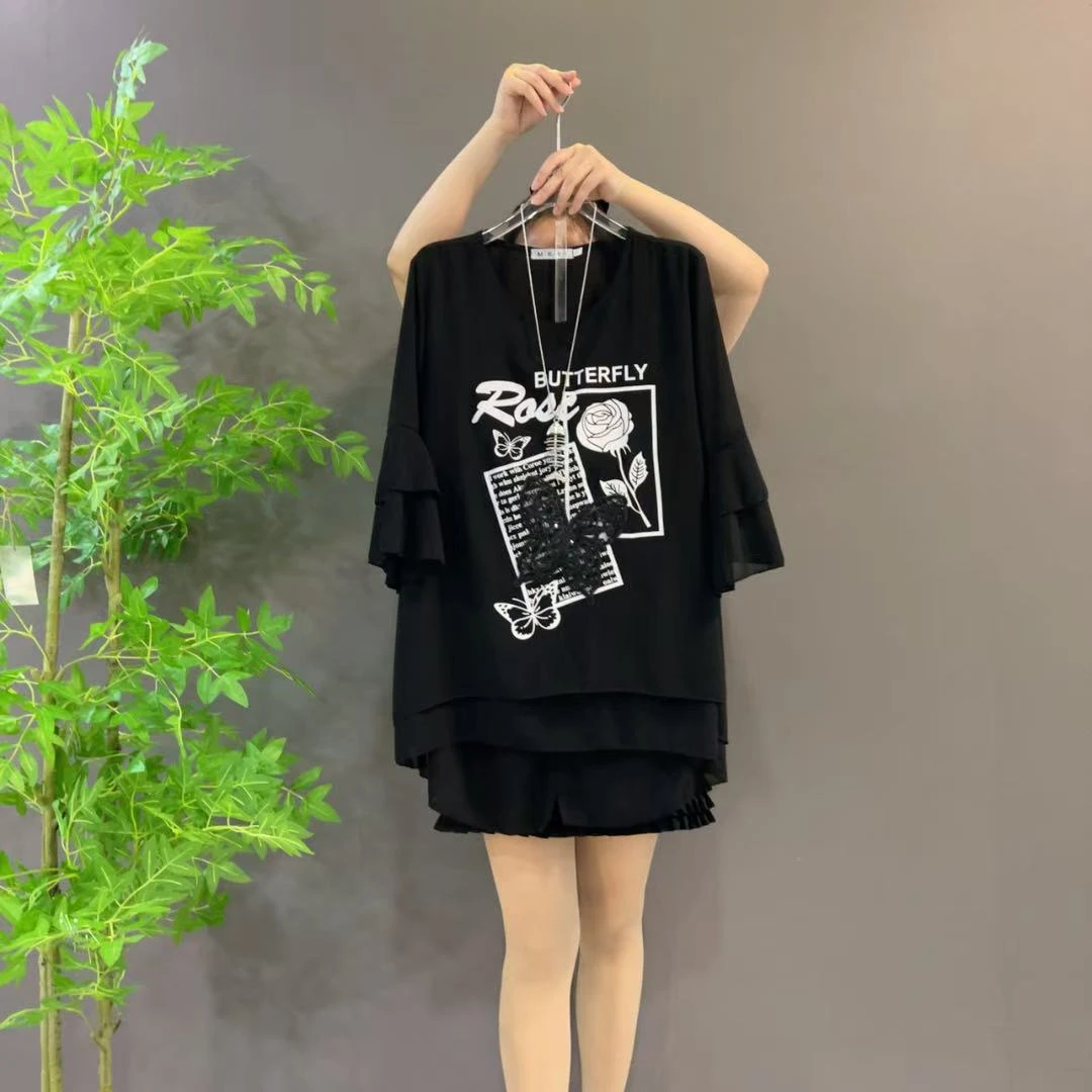 9821-1欧货大码韩版宽松圆领不等式亮片蝴蝶遮肉显瘦遮肉百搭衫