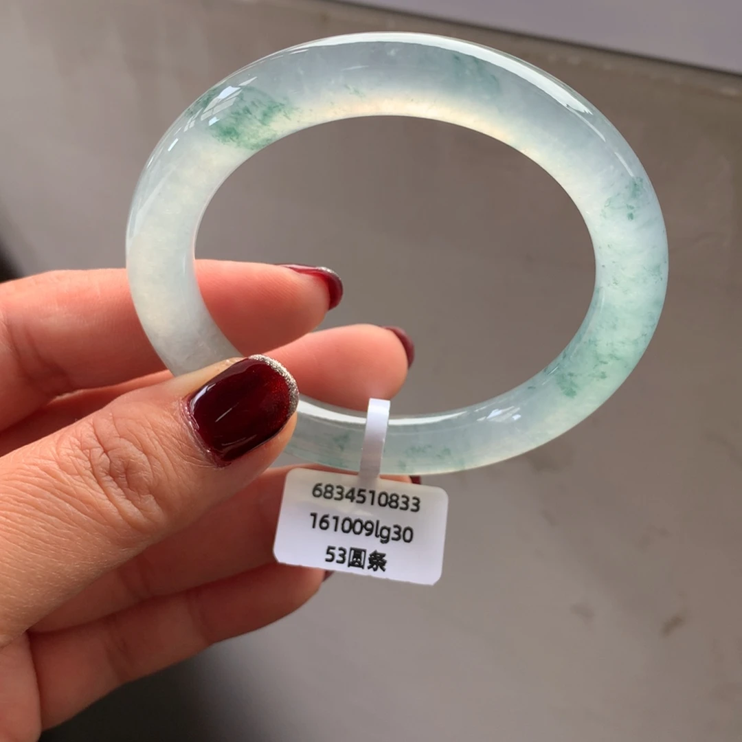 翡翠未镶嵌手镯冰飘花起光无纹裂【强推】