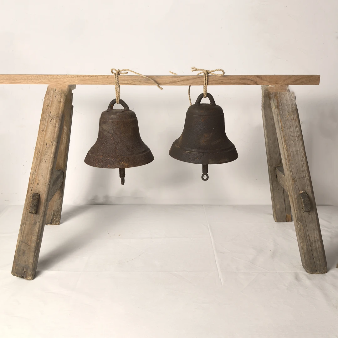 复古怀旧生产钟摆件仿古做旧老式铸铁钟上课铃铁钟造景装饰道具