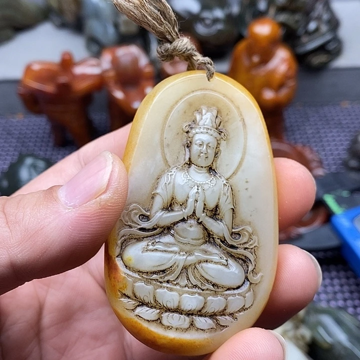 未镶嵌蛇纹石玉颈饰