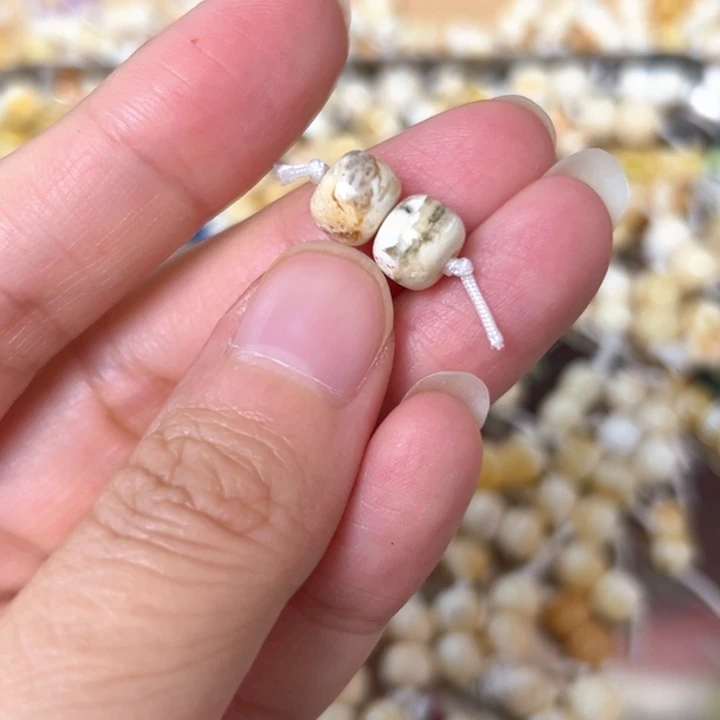 裸石蜜蜡未镶嵌8mm一对