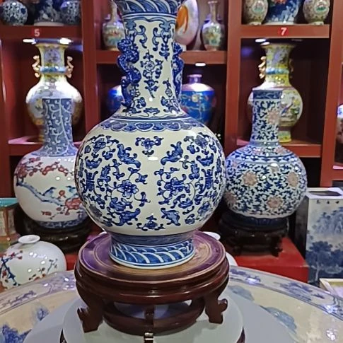 D***8花瓶景德镇手绘陶瓷花瓶