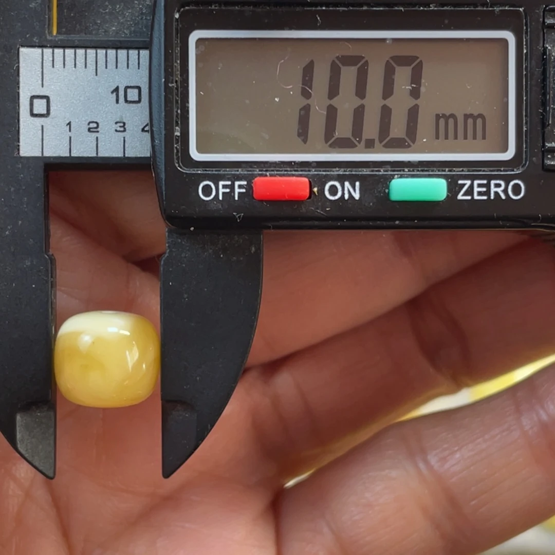 【闪购商品】裸石蜜蜡未镶嵌85杂