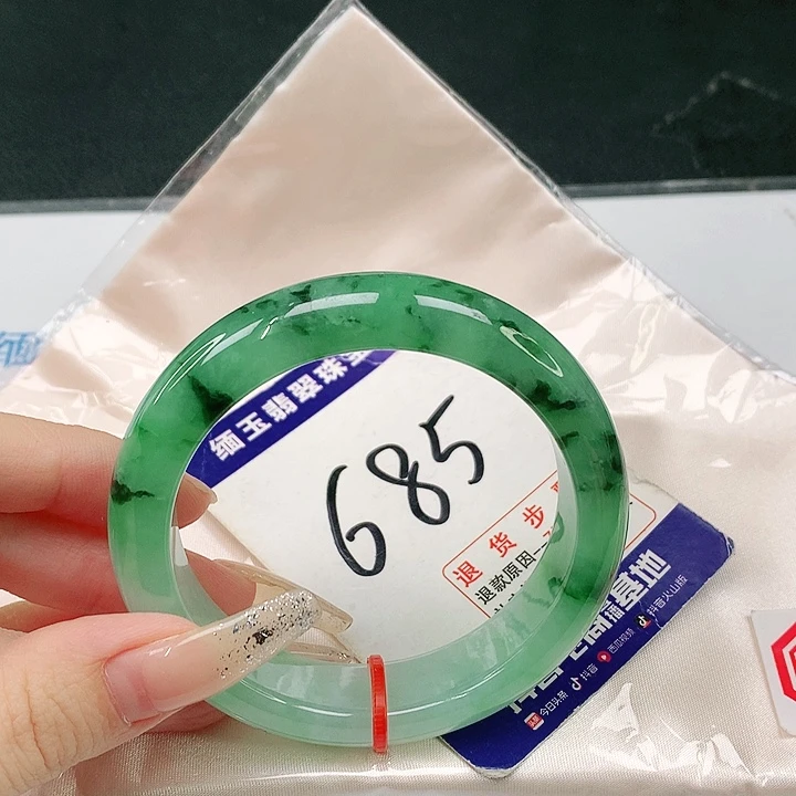 未镶嵌手镯翡翠翡翠手镯