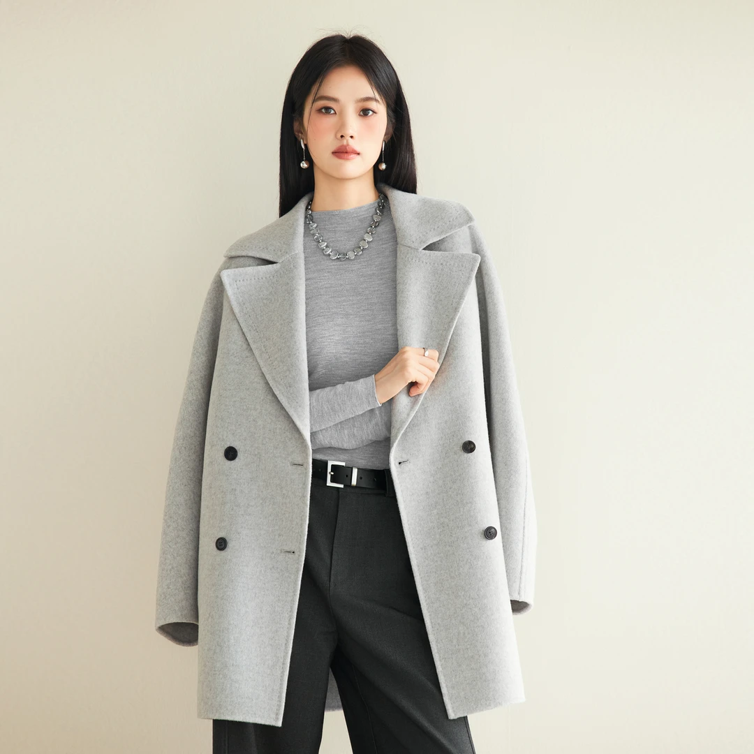 伊芙丽大翻领双排扣毛呢外套显瘦女气质大衣2025冬新款1G9970131
