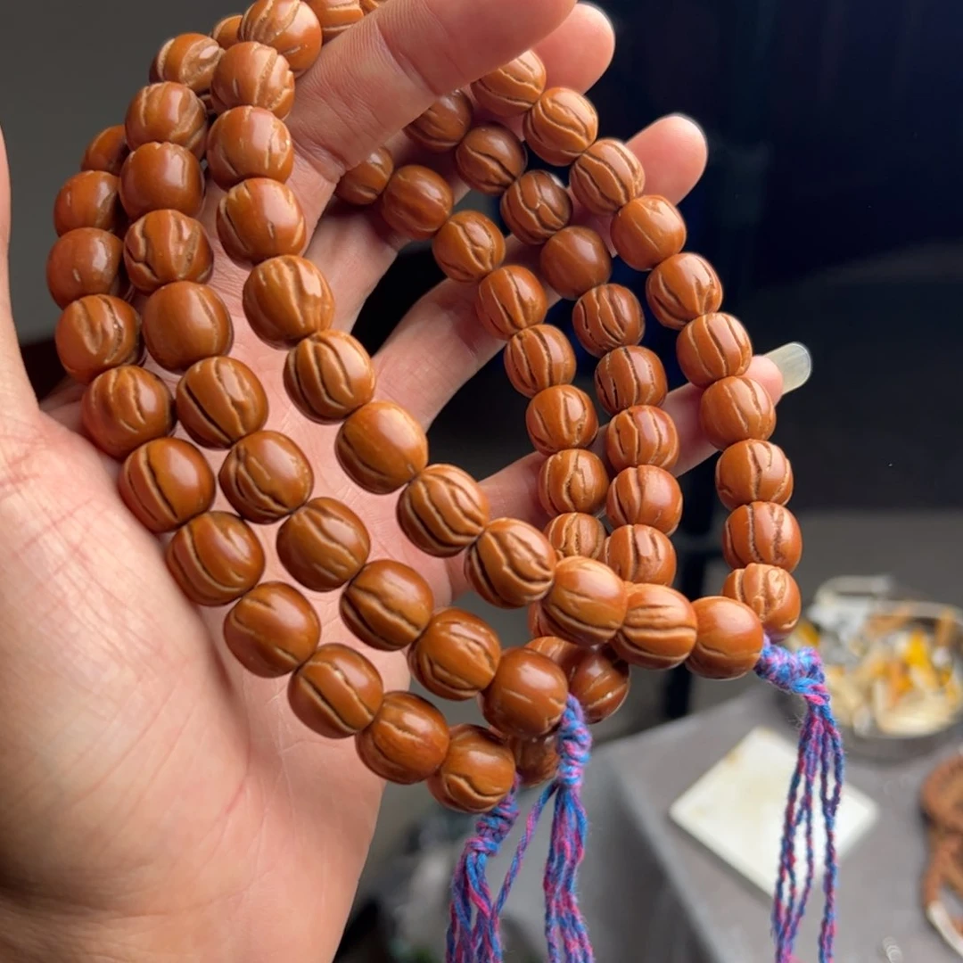 桃核手串///////////2