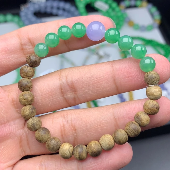 翡翠未镶嵌毛衣链