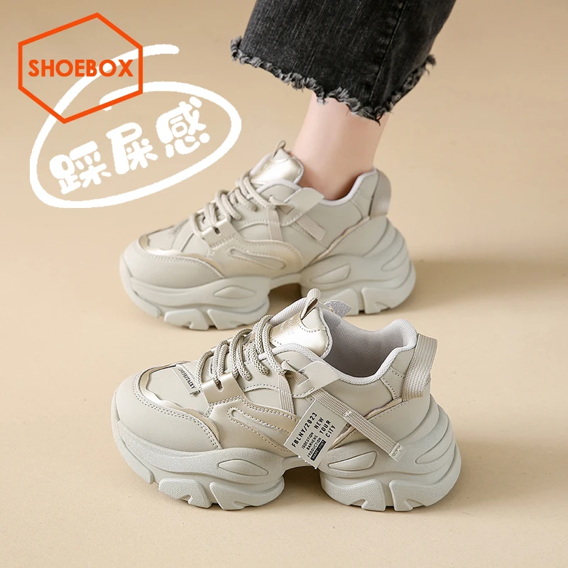 达芙妮集团鞋柜厚底显脚小老爹鞋女款2025新款春季百搭休闲运动鞋