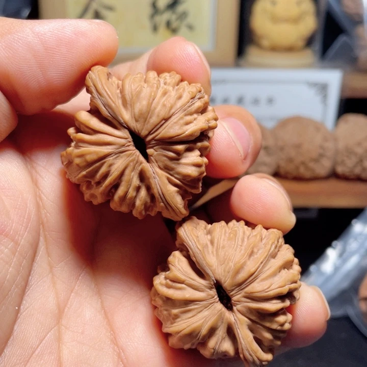 文玩核桃把件汉高楼（全品/40尺）