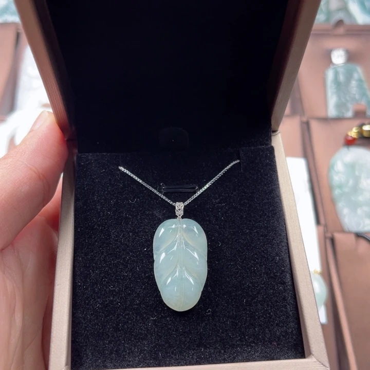 翡翠颈饰未镶嵌N*c叶子