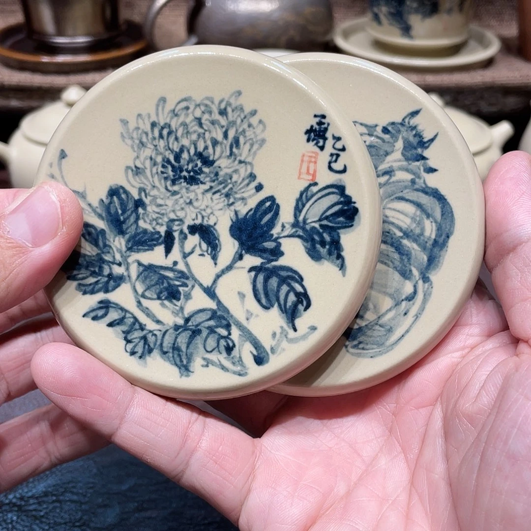 用***6泥塑放漏青花釉盖置两个